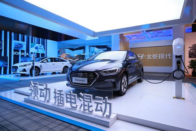 冬天開車不敢開空調？領動PHEV告訴你什么是"里程無憂"
